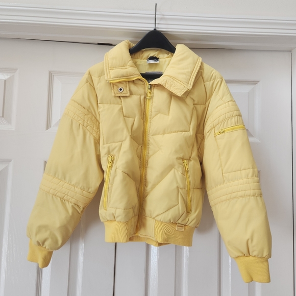 Mountain Goat Jackets & Coats Vintage Mountain Goat Yellow Down